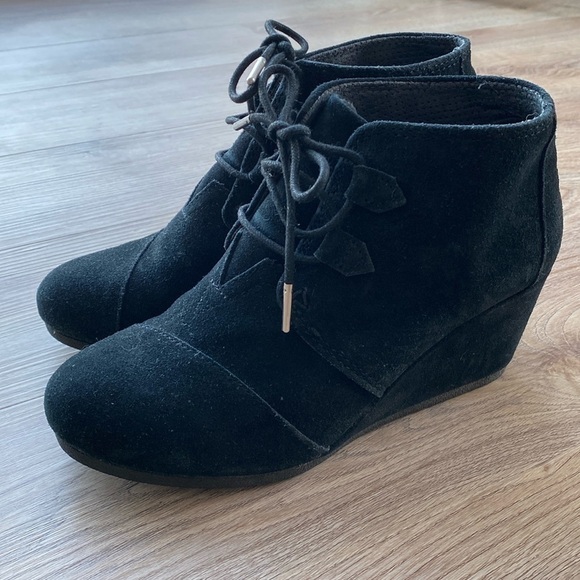 Toms Shoes - Toms Black Suede Lace up Ankle Booties